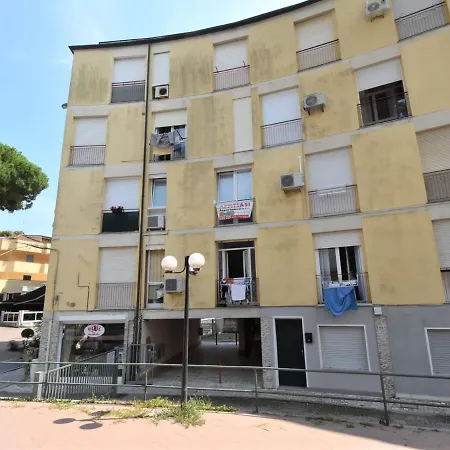 Locazione Turistica Girasole-1 Llido Degli Estensi